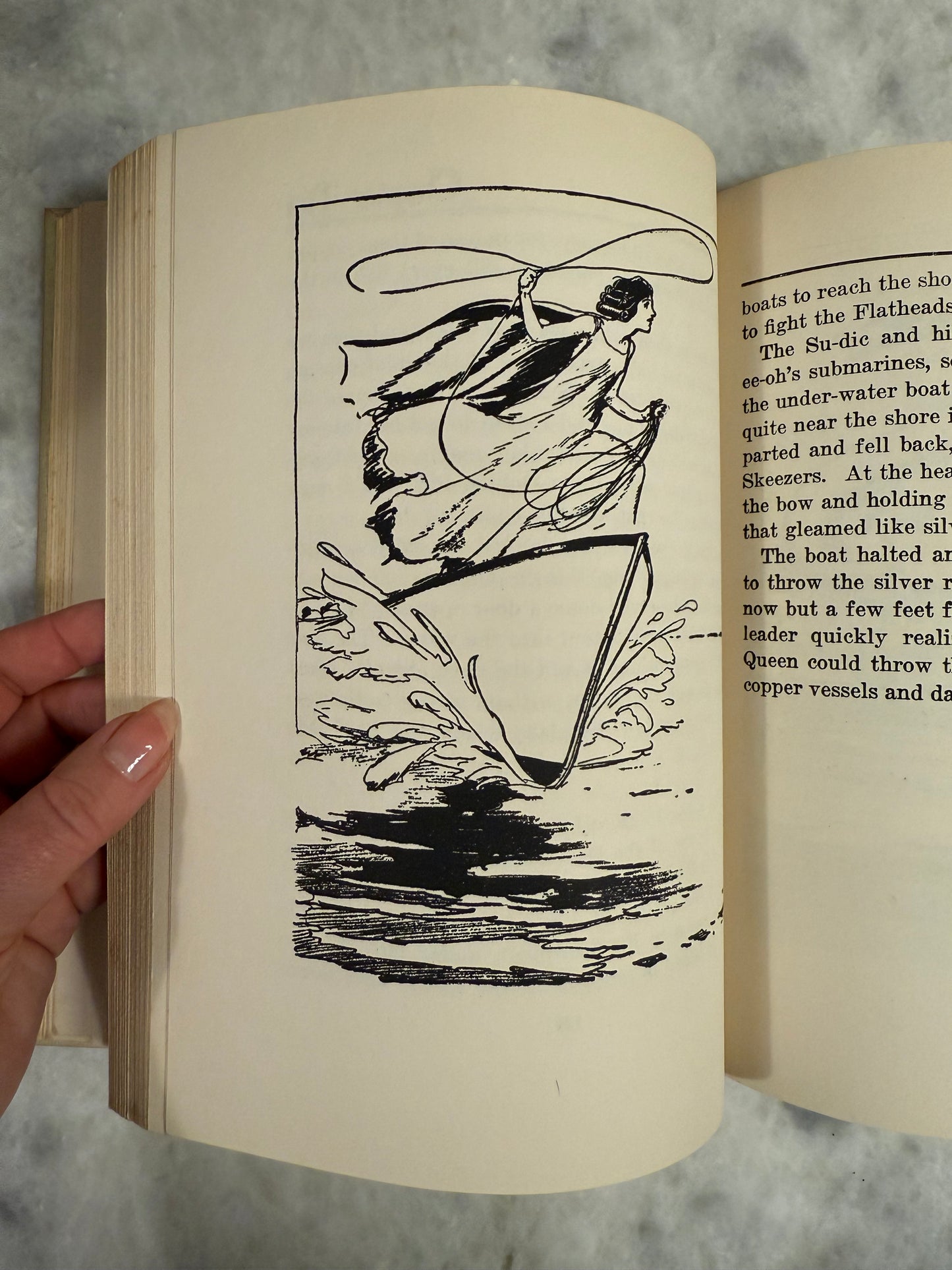 Collectible- Glinda of Oz by L Frank Baum