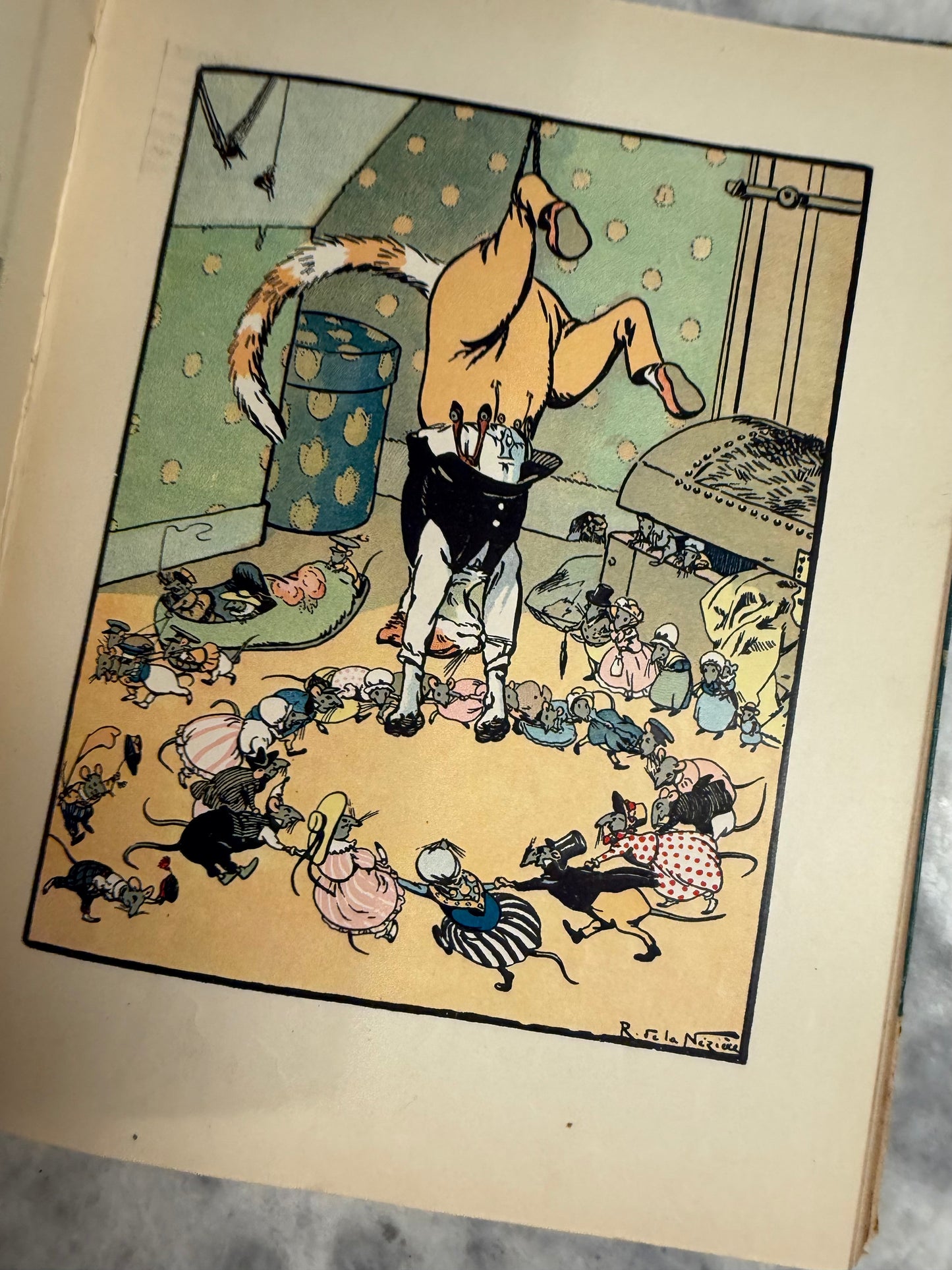Rare- “Fables de La Fontaine” (1937, Maison Mame, Ill. R. de la Nézière)