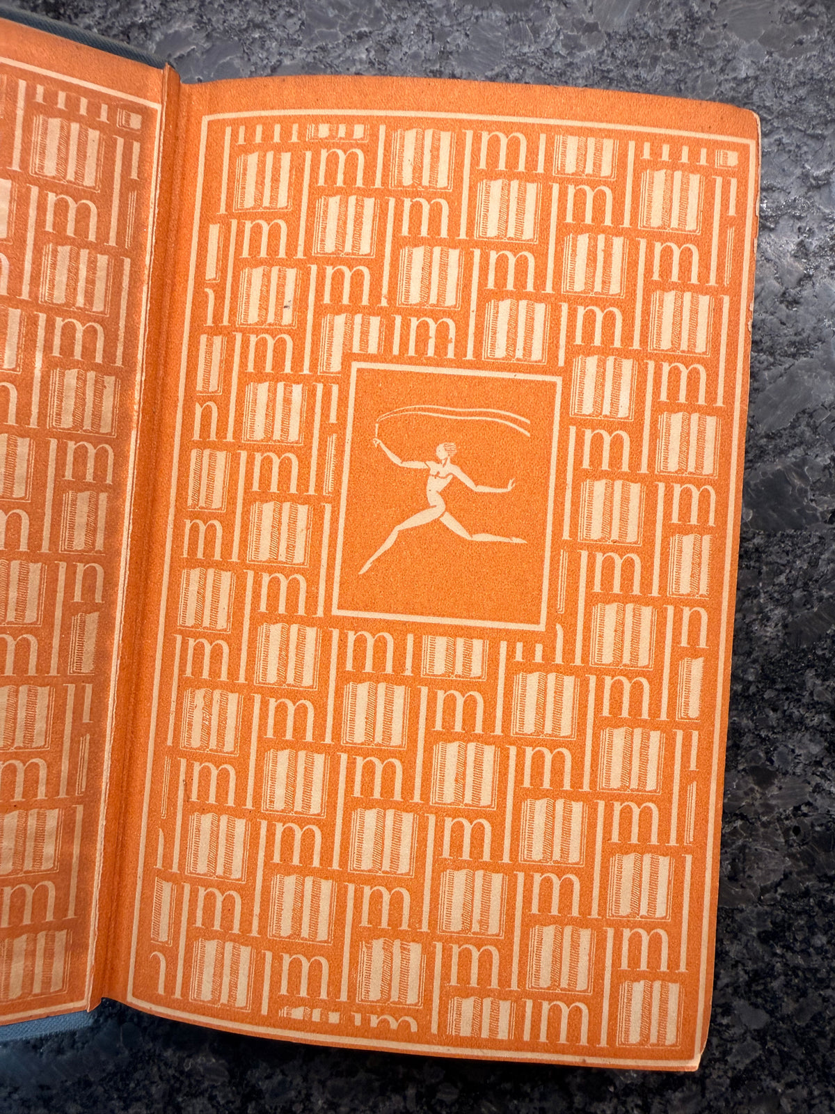 Dracula by Bram Stoker | Vintage 1930s Modern Library