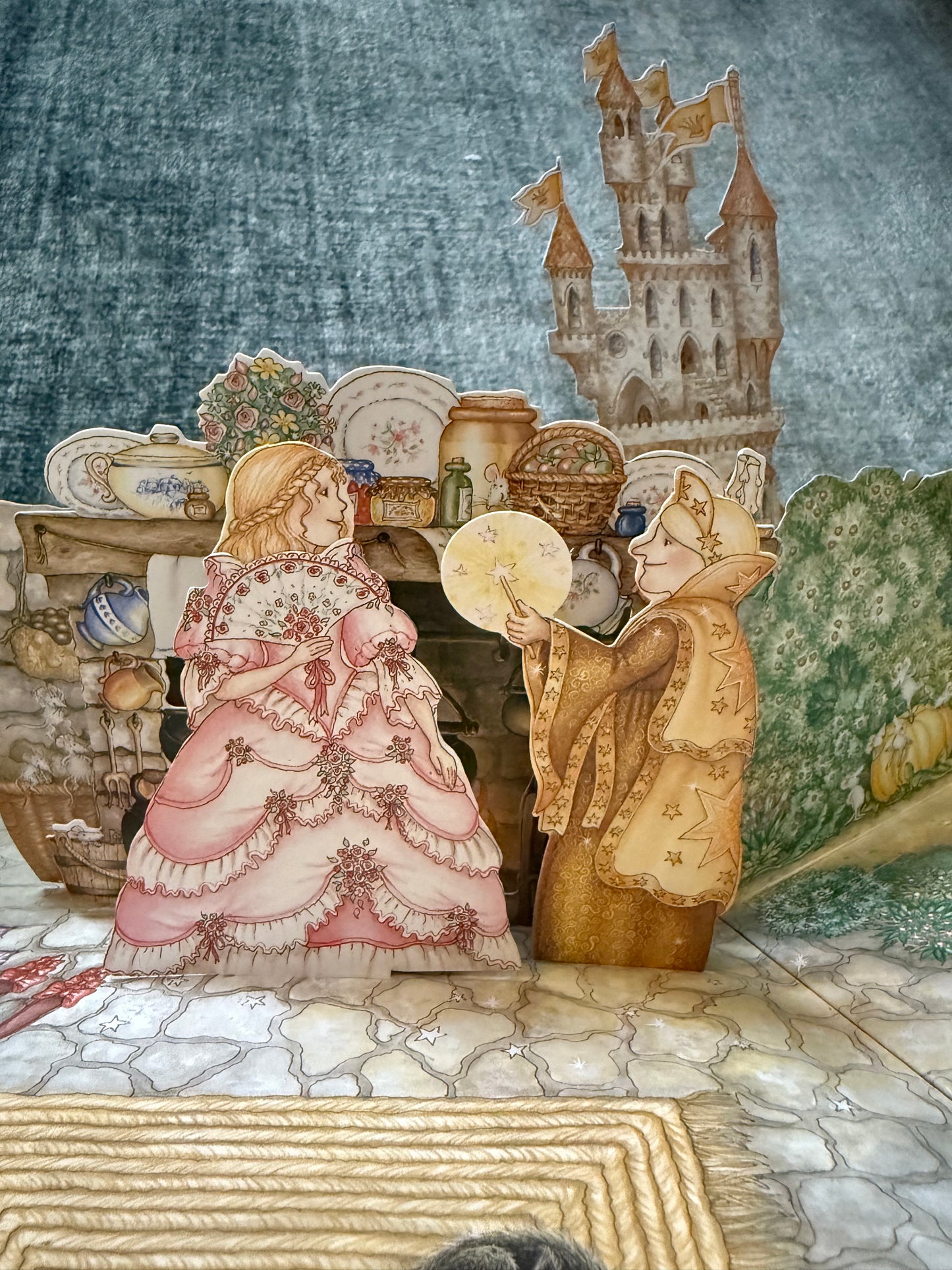Collectible- “The Fantastic Fairy Tale Pop-Up Book,” published by Random House in (1992)