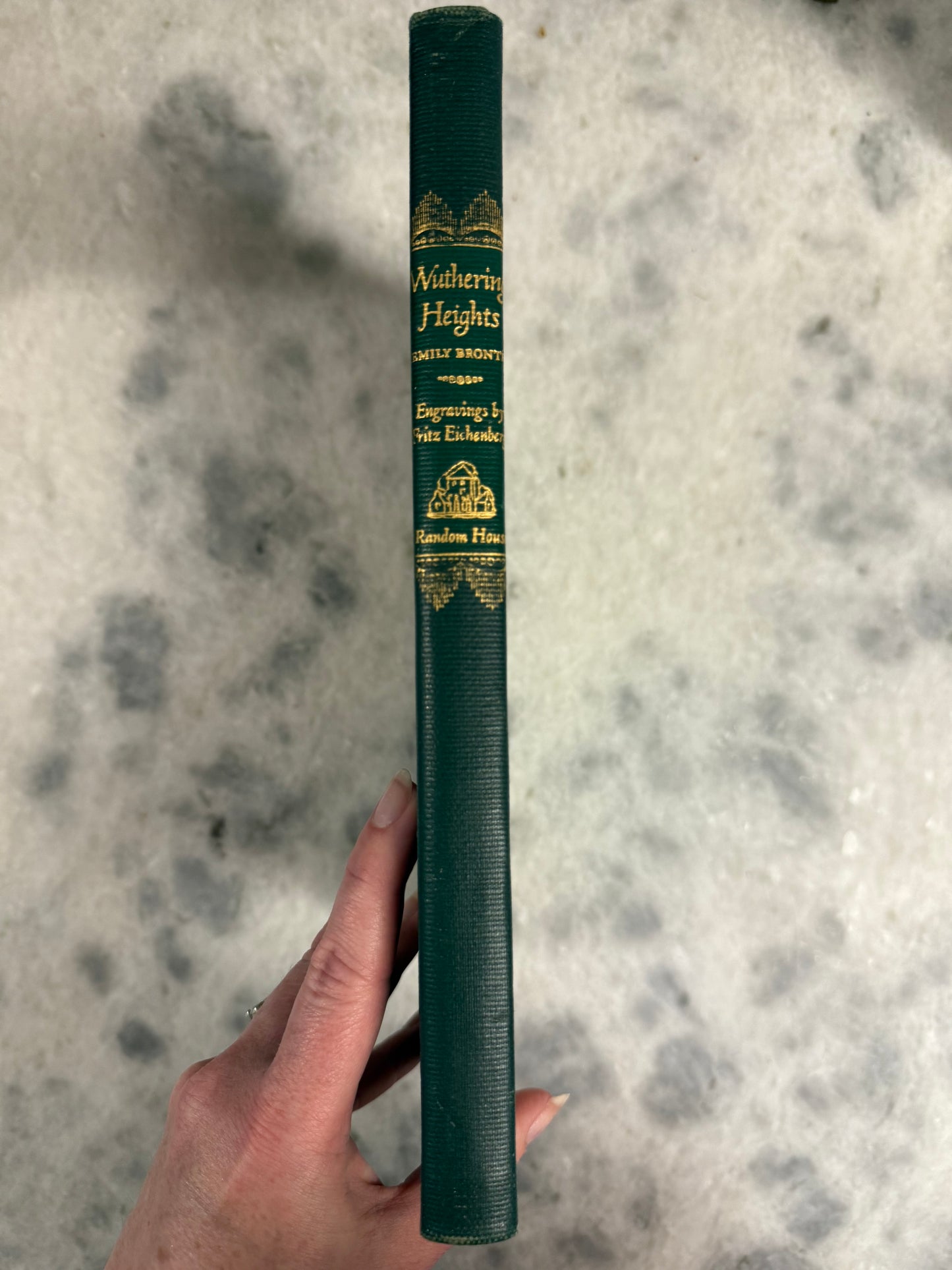 Wuthering Heights by Emily Brontë with wood engravings by Fritz Eichenburg