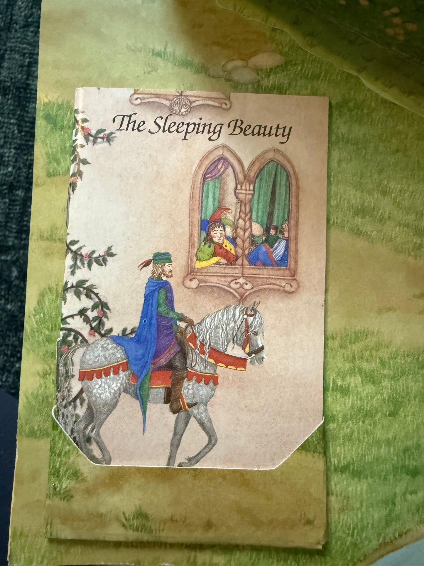 Collectible- “The Fantastic Fairy Tale Pop-Up Book,” published by Random House in (1992)