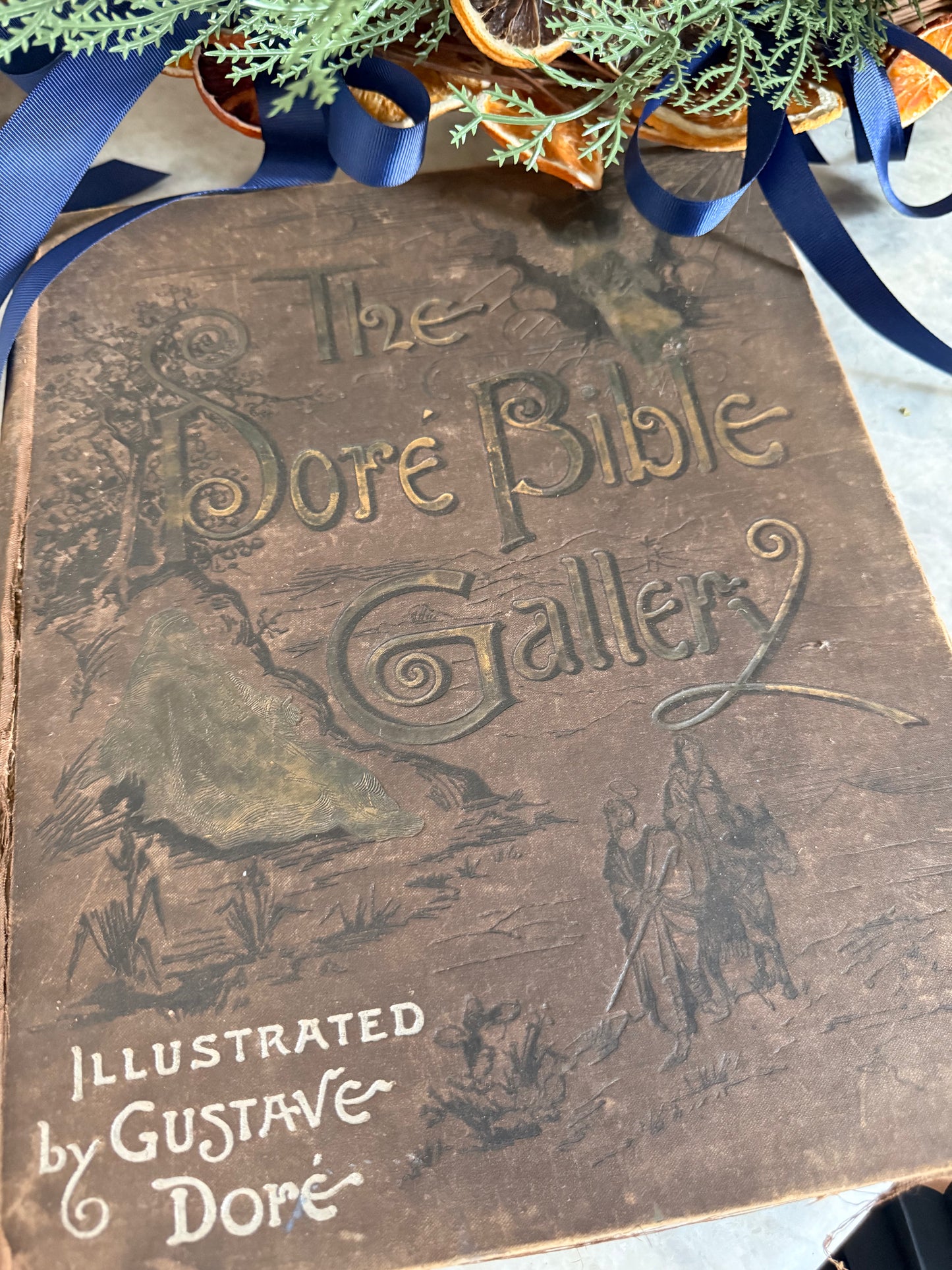 Antique collectible- Henry Altemus edition of "The Doré Bible Gallery", c 1890-1892.